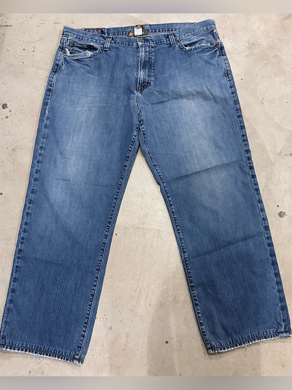 Lucky Brand Jeans Men’s 40 Hipster 7M10517 Distressed Y2K Straight Denim